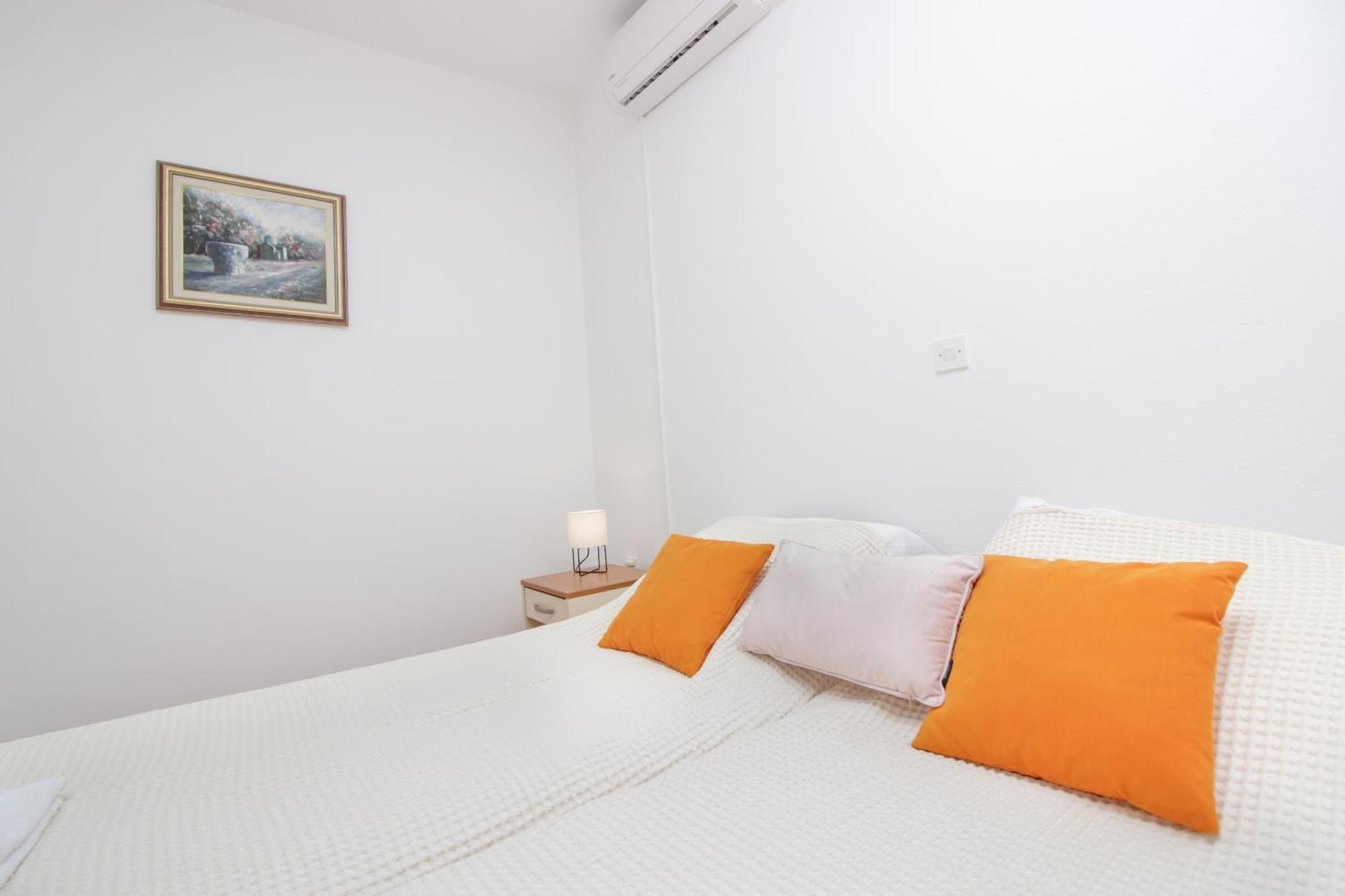 Apartments And Rooms With Parking Space Nin, Zadar - 5805 Cameră foto